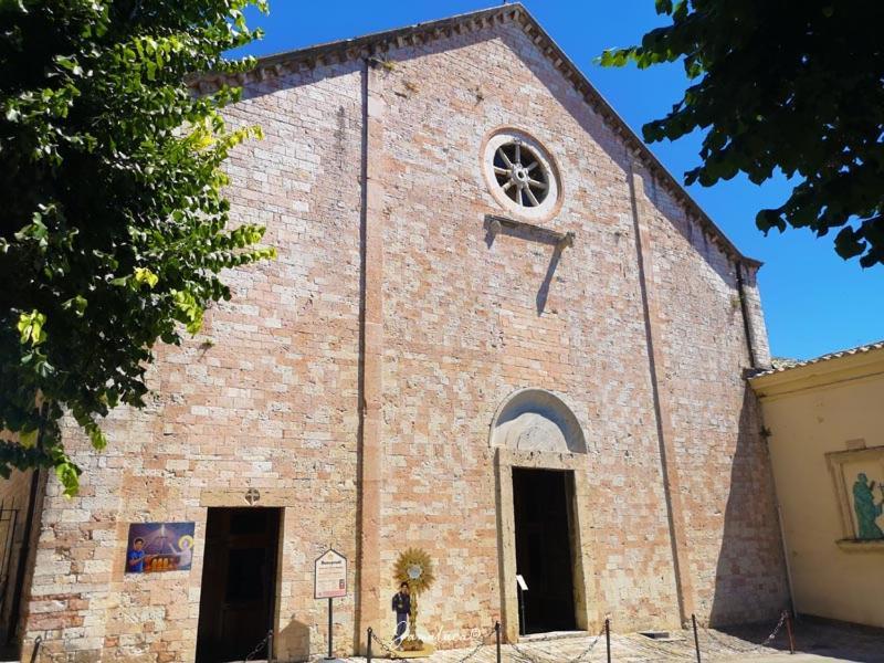 La Bouganville Assisi Exterior foto
